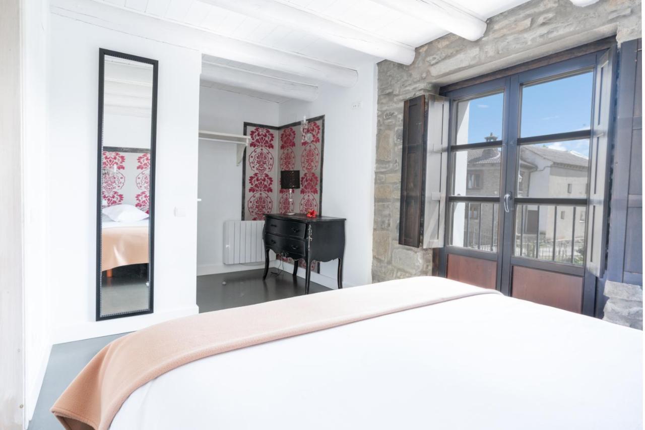 شقة Casas Pirineos Sabiñánigo المظهر الخارجي الصورة